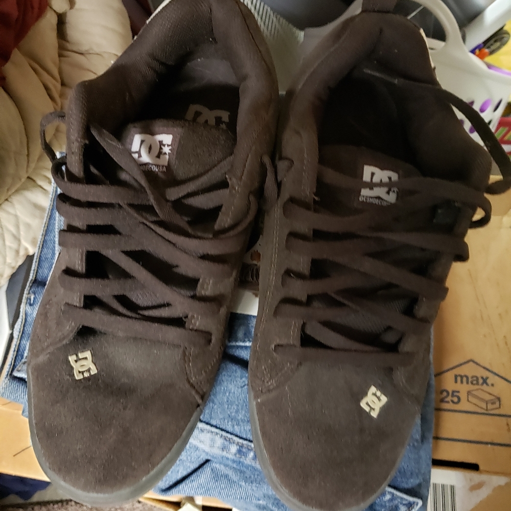 Men's shoes
